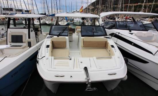 Aquila 32 Sport preowned for sale