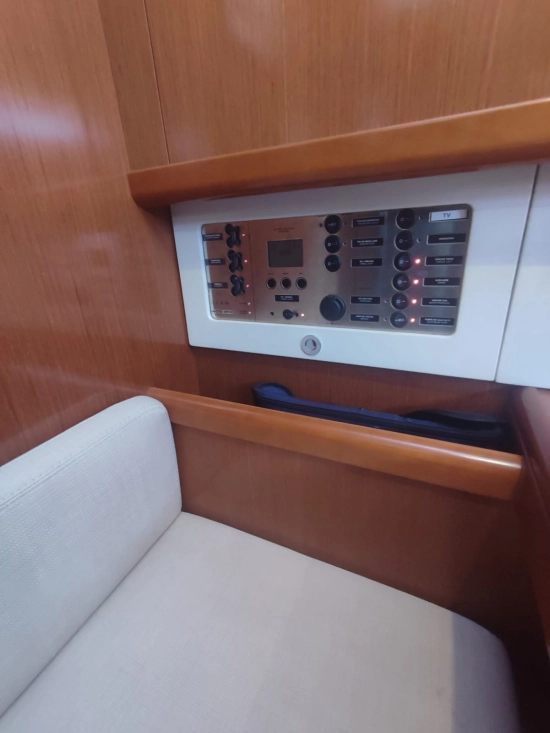 Oceano Oceanis 40 preowned for sale