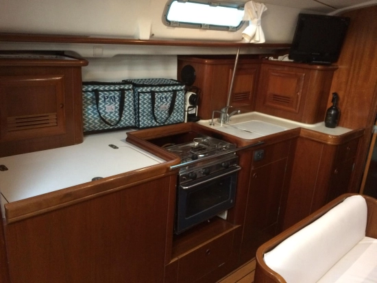 Beneteau Beneteau 411 preowned for sale