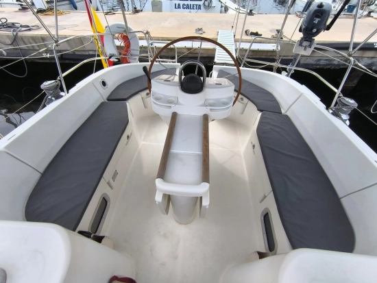 Beneteau Beneteau 411 preowned for sale