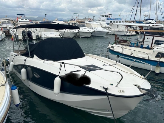 Quicksilver Sundeck Activ 755 preowned for sale