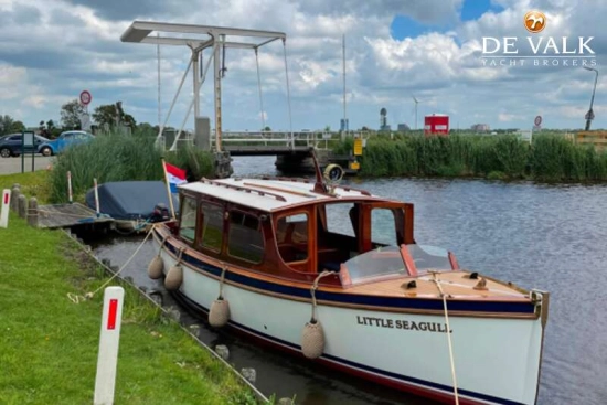 Custom Line 23FT Cabin Cruiser d’occasion à vendre