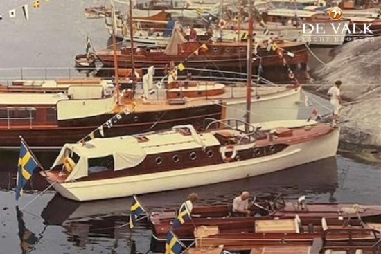 Classic Motor Yacht d’occasion à vendre