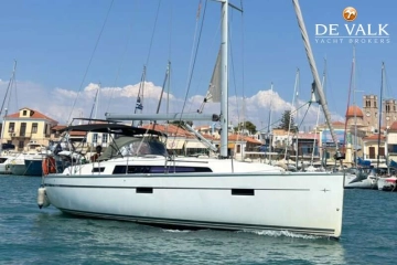 Bavaria Yachts 37 Cruiser preowned for sale