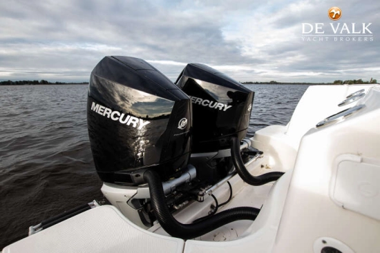 Boston Whaler 285 Conquest Pilothouse d’occasion à vendre