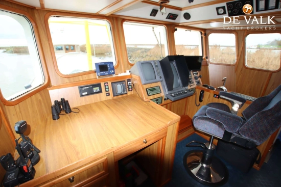 Explorer Motor Yacht preowned for sale