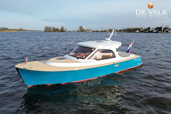 Long Island 29 Runabout preowned for sale