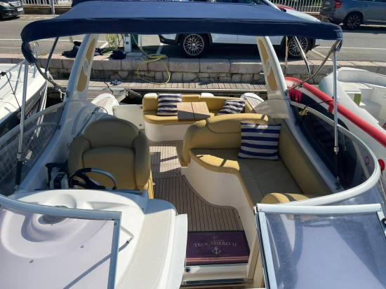 Sessa Marine C30 d’occasion à vendre