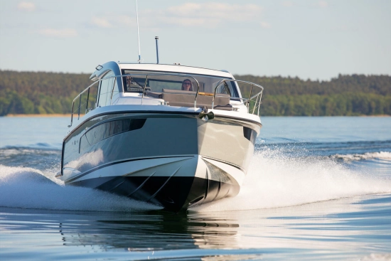 Sealine C335 neu zum verkauf