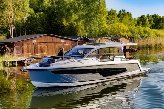 Sealine C335 neu zum verkauf