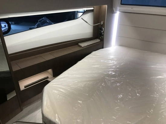 Sealine C390V neuf à vendre