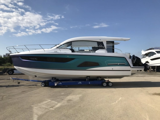 Sealine C390V neuf à vendre