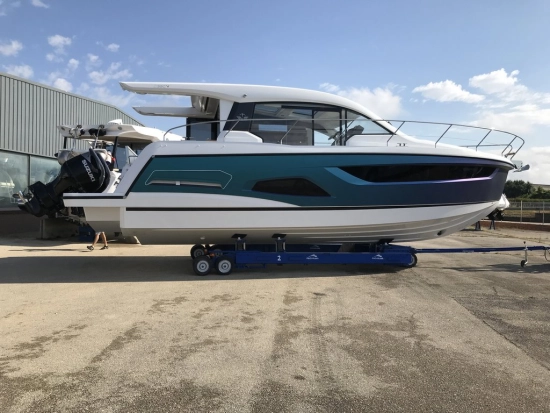 Sealine C390V neuf à vendre