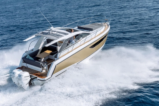 Sealine S335V neuf à vendre