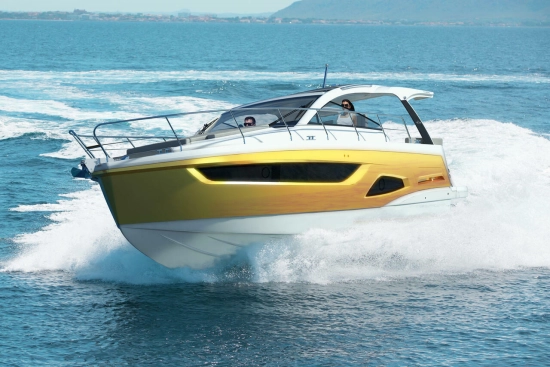 Sealine S390 neuf à vendre