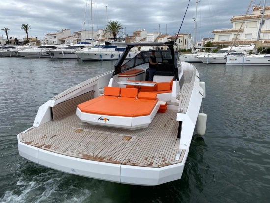 Evo Yachts R4 d’occasion à vendre