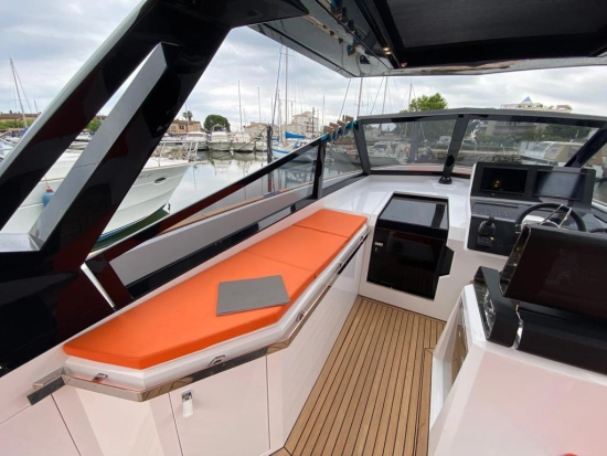 Evo Yachts R4 d’occasion à vendre