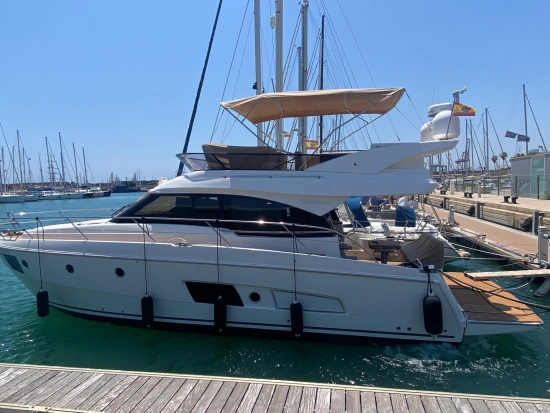 Bavaria Yachts Virtess 420 FLY d’occasion à vendre