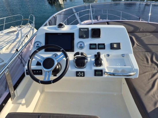 Prestige 460 FLY d’occasion à vendre