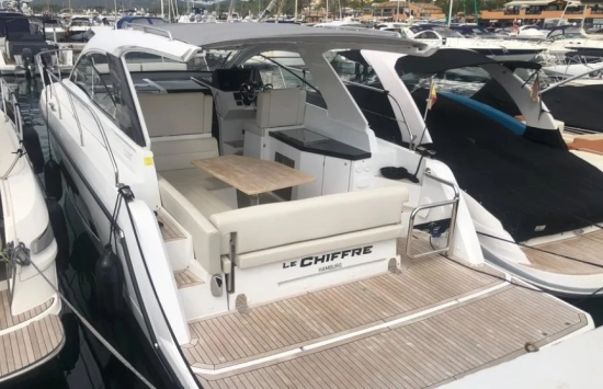 Sealine S335 d’occasion à vendre