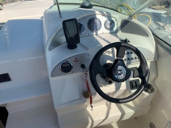 Sea Ray Sundancer 255 preowned for sale