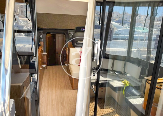 Bavaria Yachts R40 Fly d’occasion à vendre