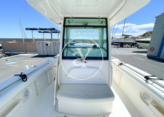 Boston Whaler 320 Outrage preowned for sale