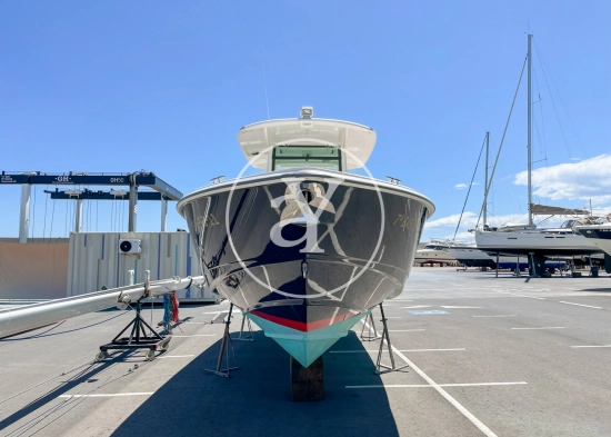 Boston Whaler 320 Outrage preowned for sale