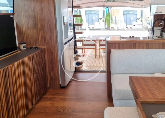 Monachus Yachts 70 fly d’occasion à vendre