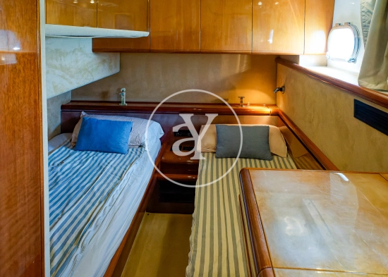 Ferretti 62 d’occasion à vendre