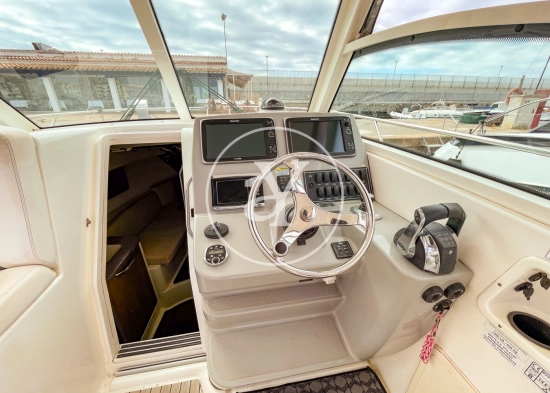 Boston Whaler 315 CONQUEST d’occasion à vendre