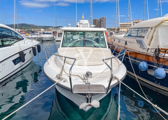 Boston Whaler 315 CONQUEST d’occasion à vendre