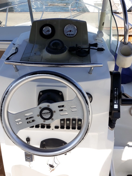 Sessa Marine Key Largo 22 preowned for sale