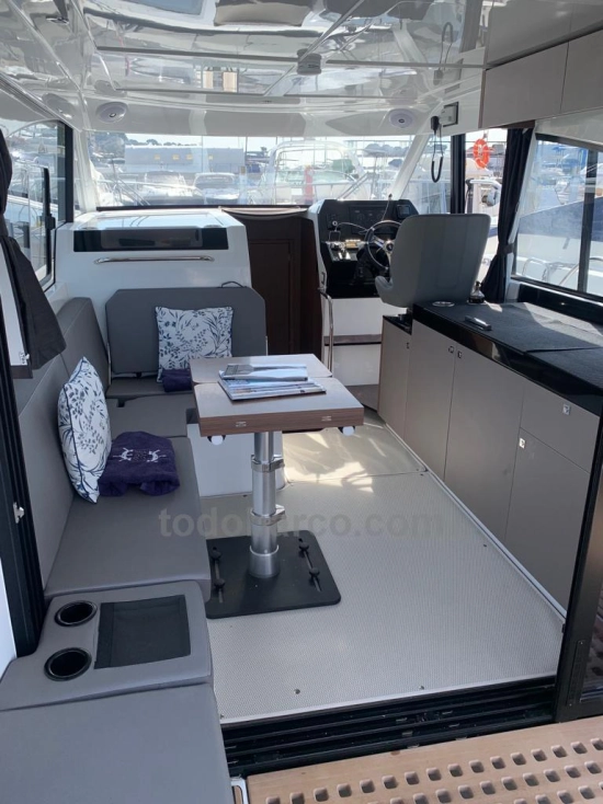 Beneteau Antares 11 OB FLY gebraucht zum verkauf