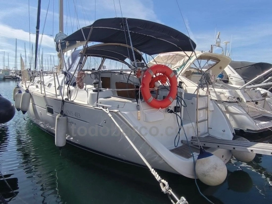 Beneteau Oceanis CLIPPER 423 preowned for sale