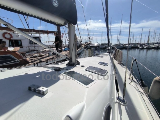 Beneteau Oceanis CLIPPER 423 preowned for sale