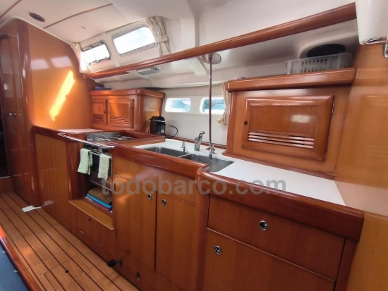 Beneteau Oceanis CLIPPER 423 preowned for sale