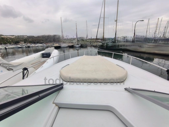 Crownline 315 SCR gebraucht zum verkauf