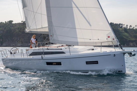 Beneteau Oceanis 37.1 brand new for sale