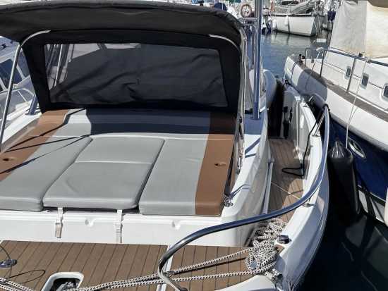 Beneteau Flyer 9 SUNDECK OB gebraucht zum verkauf