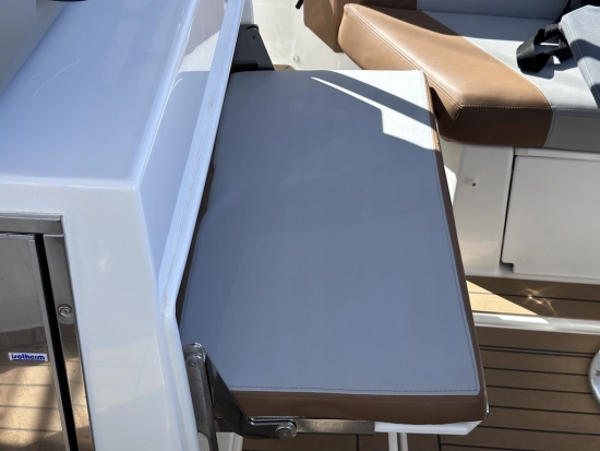 Beneteau Flyer 9 SUNDECK OB gebraucht zum verkauf