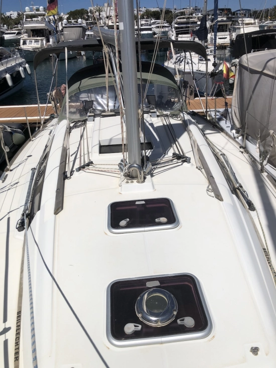 Beneteau Oceanis 34 preowned for sale