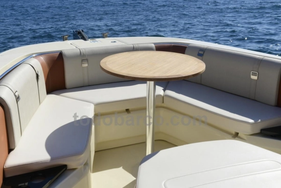 Invictus Yacht 280 SX d’occasion à vendre