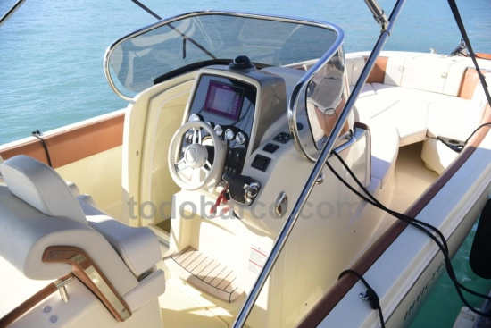 Invictus Yacht 280 SX d’occasion à vendre