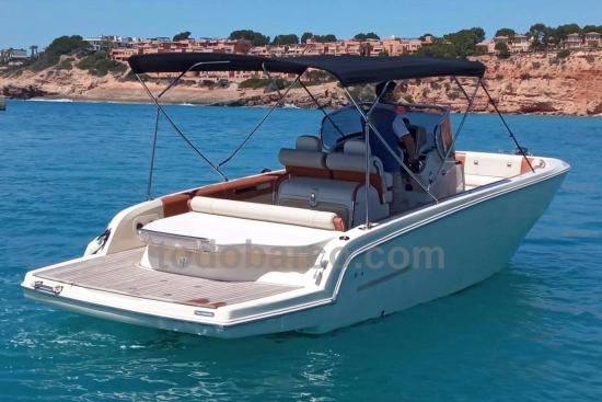 Invictus Yacht 280 SX d’occasion à vendre