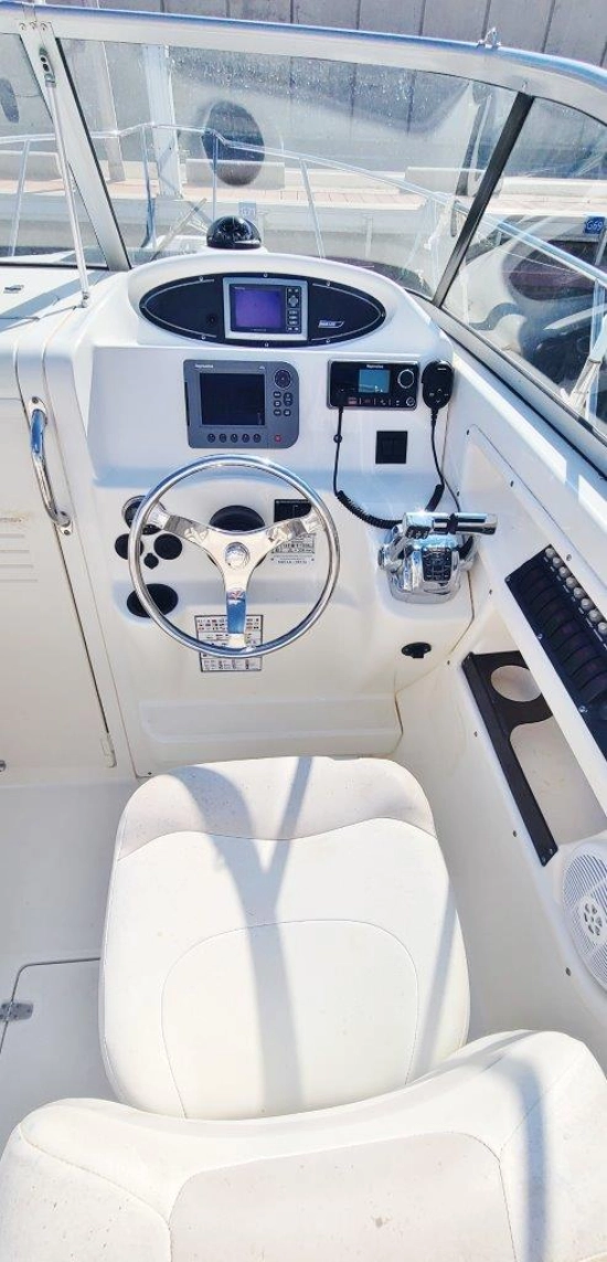 Boston Whaler Conquest 255 d’occasion à vendre