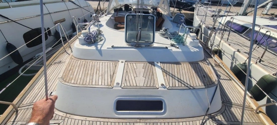 Beneteau Oceanis 44 CC preowned for sale