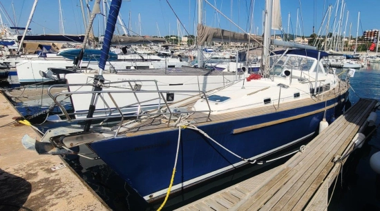 Beneteau Oceanis 44 CC preowned for sale