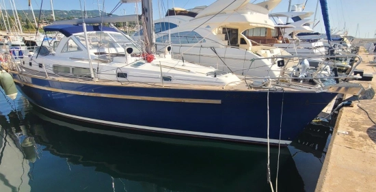 Beneteau Oceanis 44 CC preowned for sale