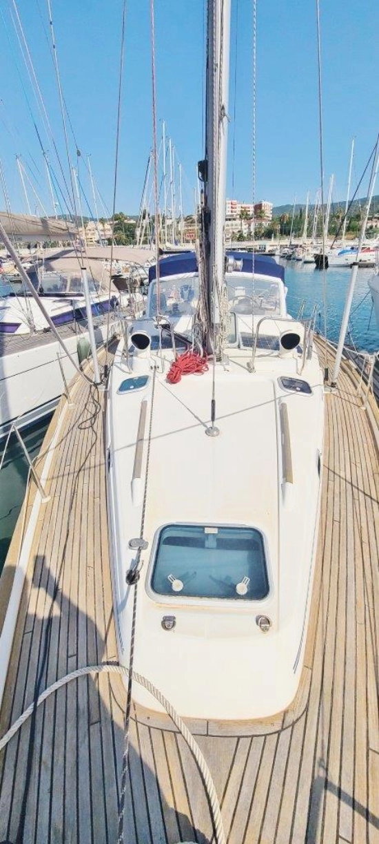 Beneteau Oceanis 44 CC preowned for sale